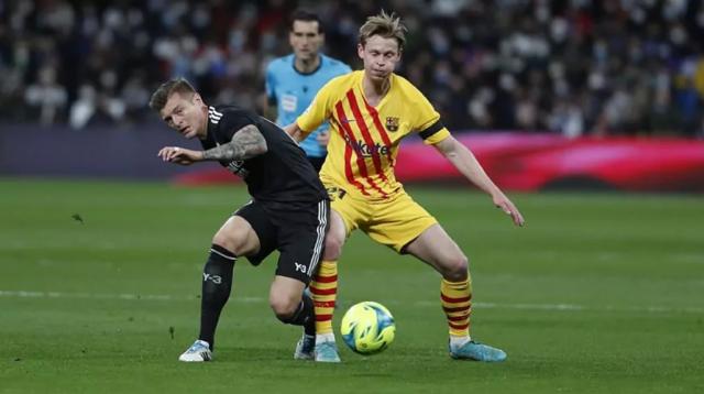 旺财28.com-巴萨逼德容走，德容：就不走